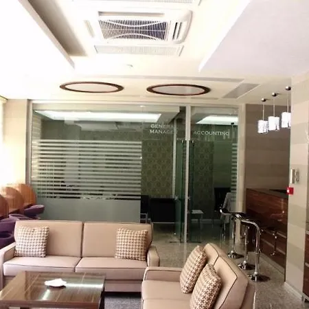 Lacasa Boutique קייסרי